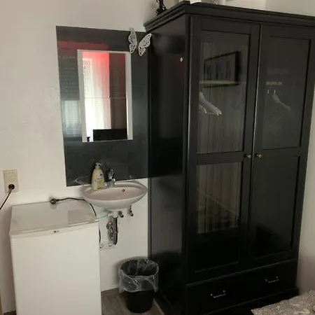 بيت شباب Hostel Nuremberg *