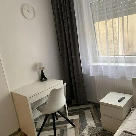 بيت شباب Hostel Nuremberg *